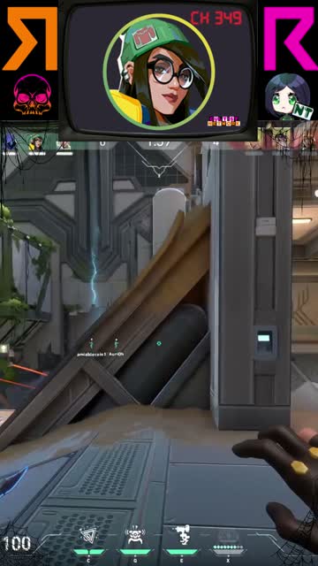 Start of round coms for the win! | Lowlight