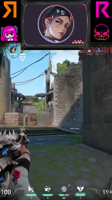 Neon with the Short Stick | Lowlight