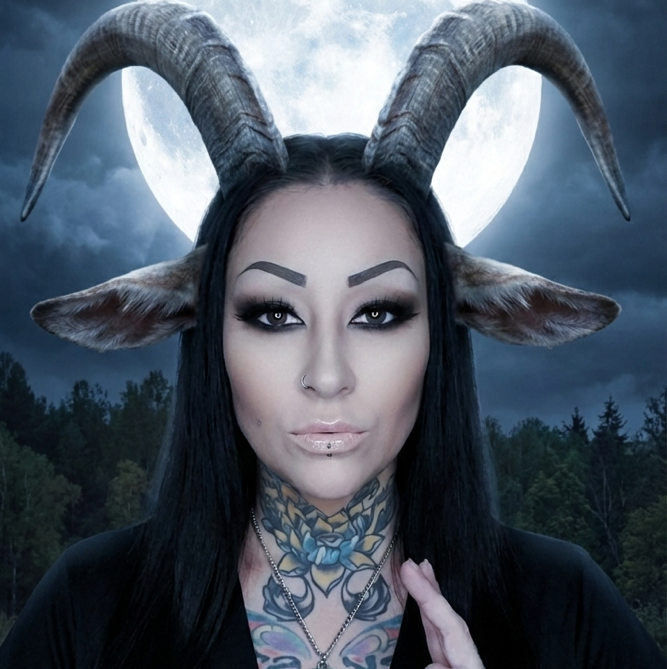 Zee_Sin_Dirella on Lowlight