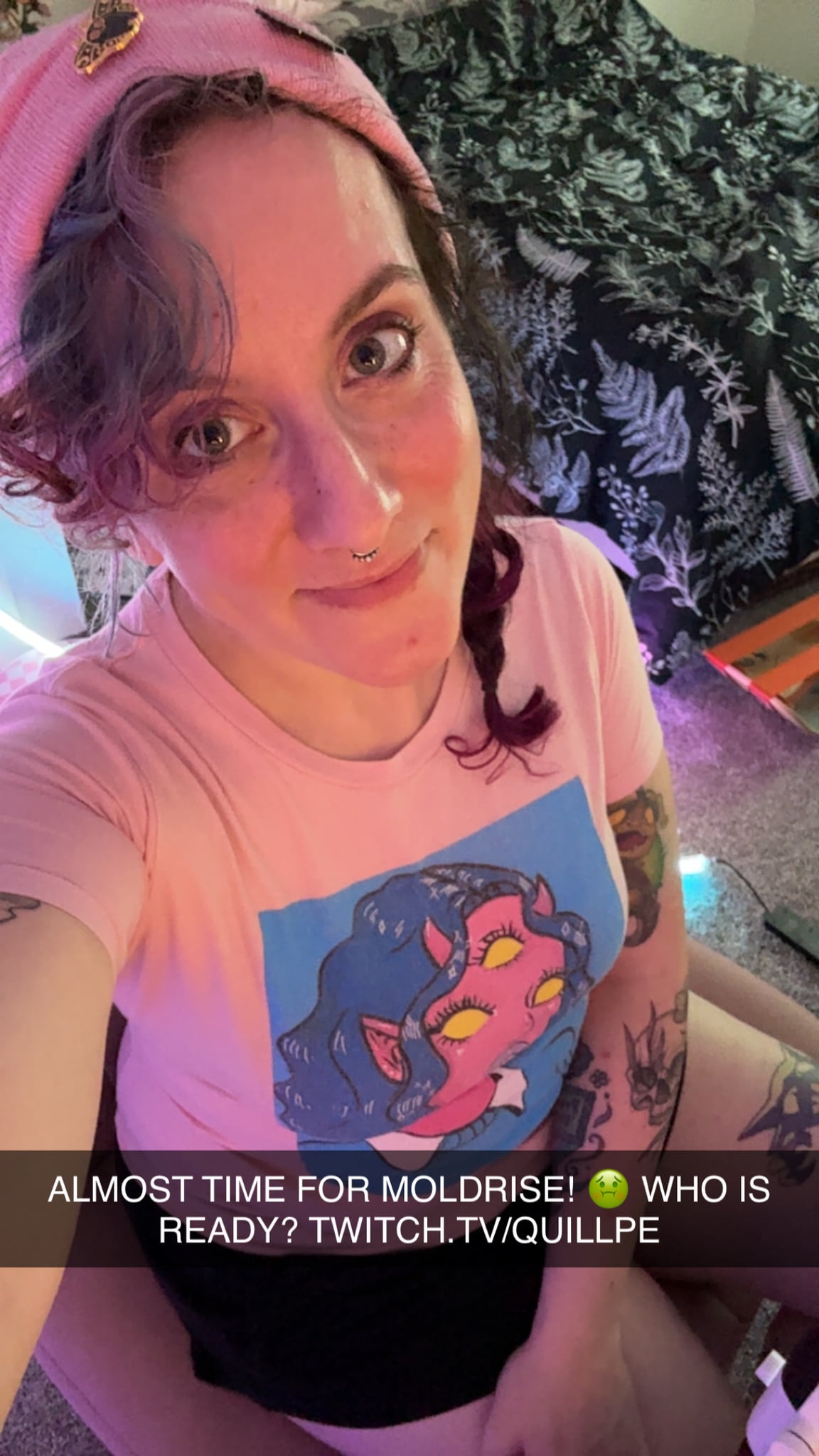 LIVE WITH A MOLDY FEET GAME | Lowlight